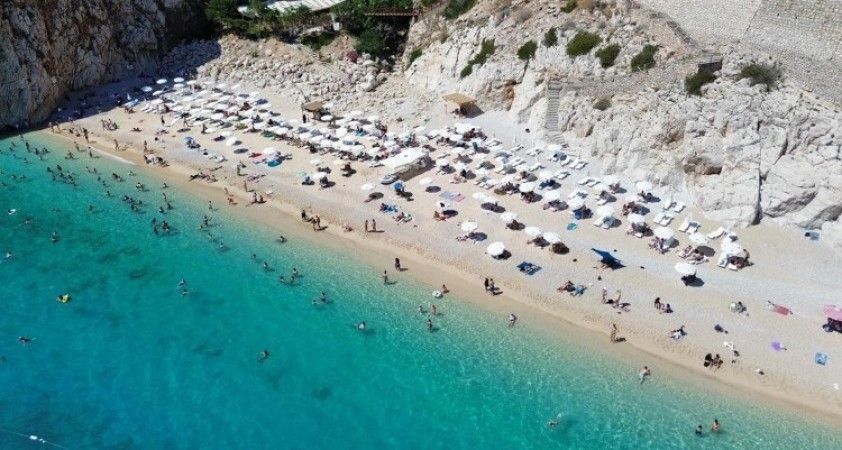 Plajda yeni dönem: Sigara yasaklandı