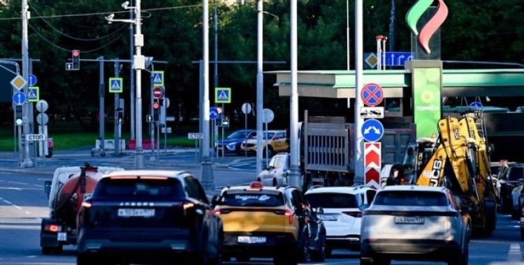 Rusya’nın bazı şehrinde benzin bitti