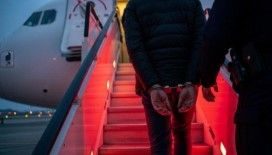 29'u kırmızı bültenle aranan 54 suçlu Türkiye'ye getirildi