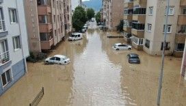 Kastamonu'da sağanak hayatı olumsuz etkiledi