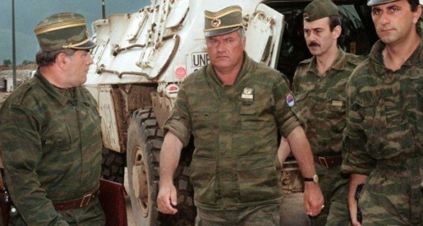 Srebrenitsa soykırımı hükümlüsü Ratko Mladić Lahey'de öldü