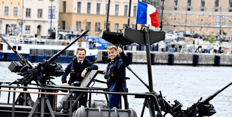İsveç, Fransa'dan 4 savaş gemisi alımı için siparişi imzaladı, Macron 'fırkateyn kulübü' dedi