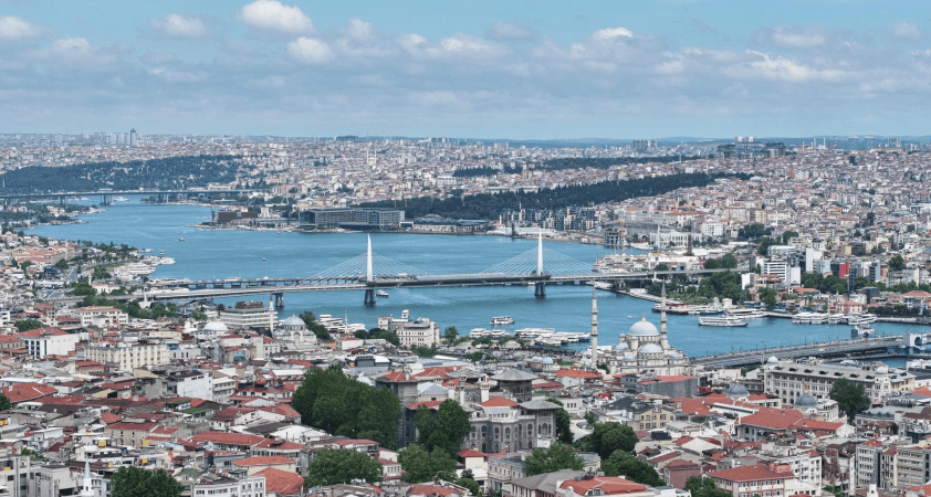 Boğaziçi İmar'dan ünlü isimlere kara haber: Evleri için yıkım kararı çıktı
