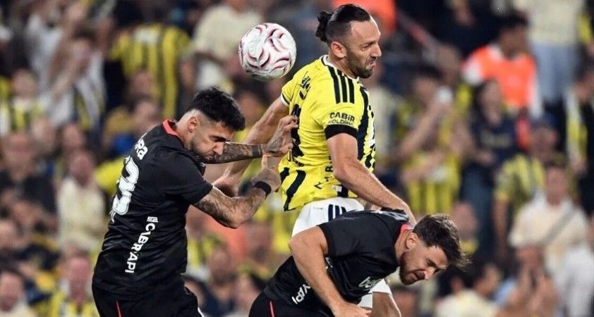 Beşiktaş derbide geri döndü: Fenerbahçe’yi 2-1 mağlup etti