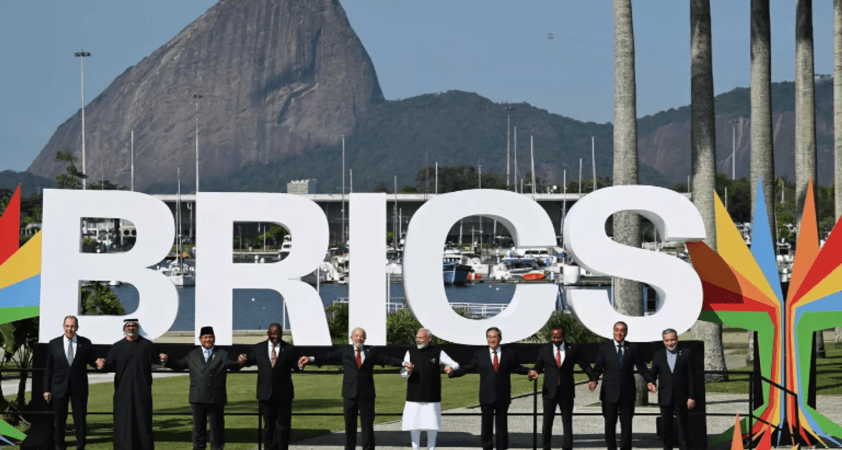 Kremlin: BRICS ülkeleri arasındaki işlemlerin yüzde 90'ının ulusal para birimleriyle gerçekleştiriliyor