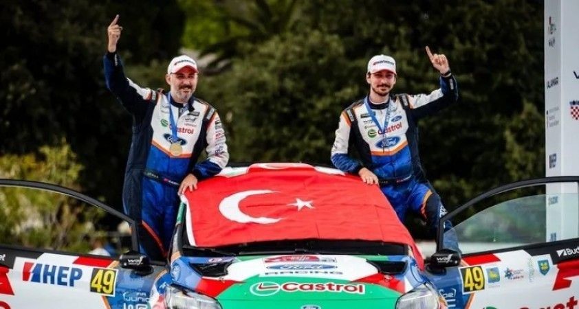 Ali Türkkan tarihe geçti: Dünya Gençler Ralli Şampiyonu oldu