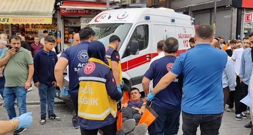 Fatih'te döviz bürosunda silahlı kavga: 2 kişi öldü