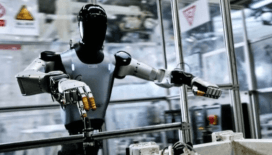 Çin'de sanayi 4.0 hamlesi! Her 10 dakikada bir insansı robot üretebilecek