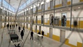 Belçika'da cezaevleri greve gitti: Yüzlerce mahkum yerde uyuyor