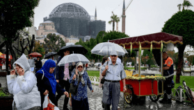 Balkanlar üzerinden geliyor: Meteoroloji ve AKOM uyardı, İstanbul’da 4 gün boyunca sürecek