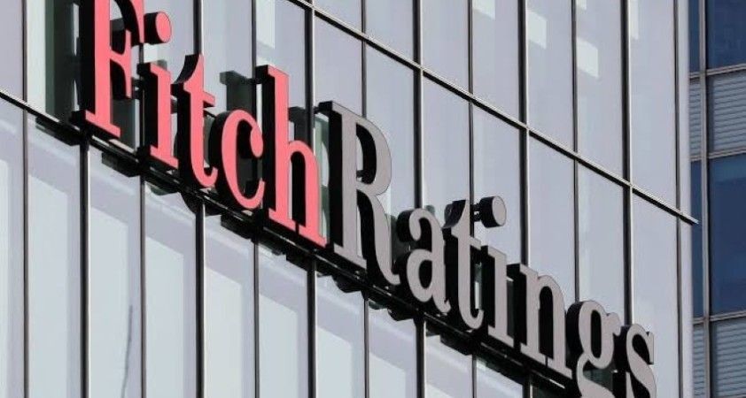 Fitch'ten fon soruşturması mesajı: Sistemik risk beklenmiyor