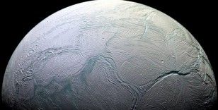 Enceladus'ta yaşam ihtimalini güçlendiren iki yeni araştırma