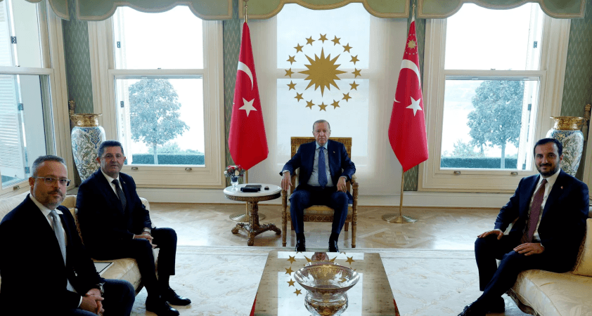 Cumhurbaşkanı Erdoğan, Çekmeköy Belediye Başkanı Orhan Çerkez'i kabul etti