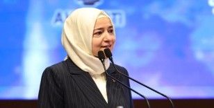 AK Parti'den Fatma Betül Sayan Kaya kararı: Üyeliği sona erdi
