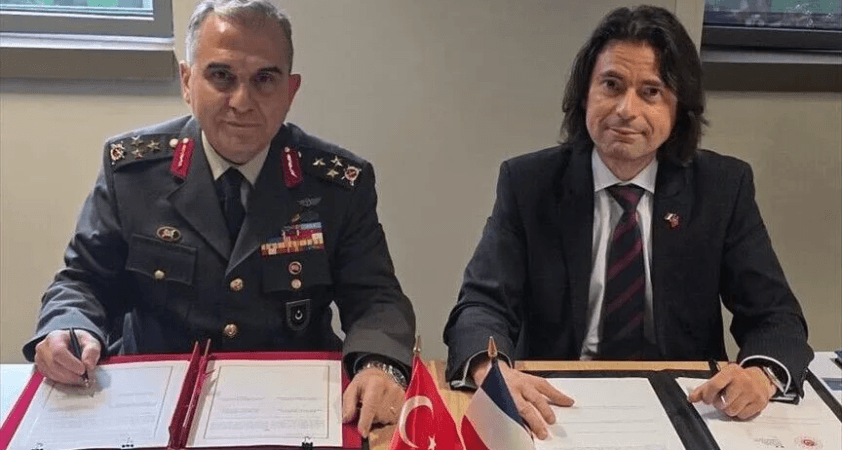 Türkiye ile Fransa arasında 'Savunma İş Birliği Yol Haritası' imzalandı