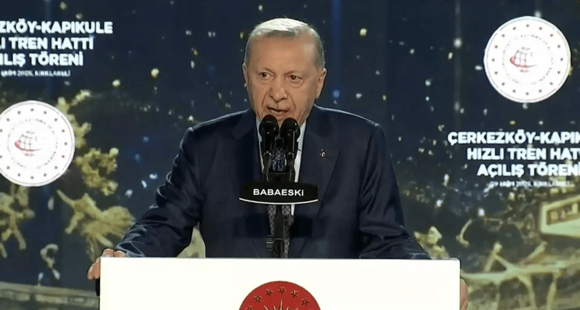 Cumhurbaşkanı Erdoğan: Boğazlarına kadar yolsuzluğa batmışlar, utanmadan bize laf söylüyorlar