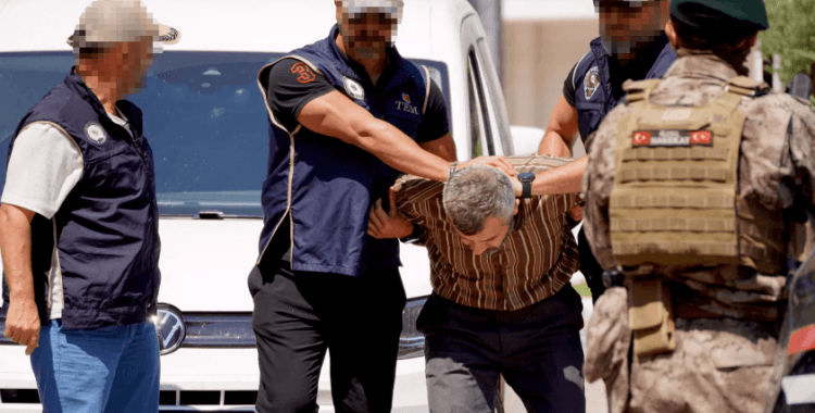 İstanbul'da FETÖ'nün adliye yapılanmasına operasyon: 19 gözaltı