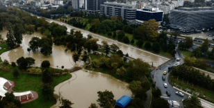 İstanbul Valisi Davut Gül: Dere yatağındaki yerler yıkılacak, pazartesi okullar açılacak
