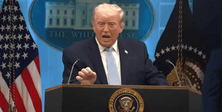 Trump'tan Zelenskiy'e tepki: Savaşı bitirmek istemiyor